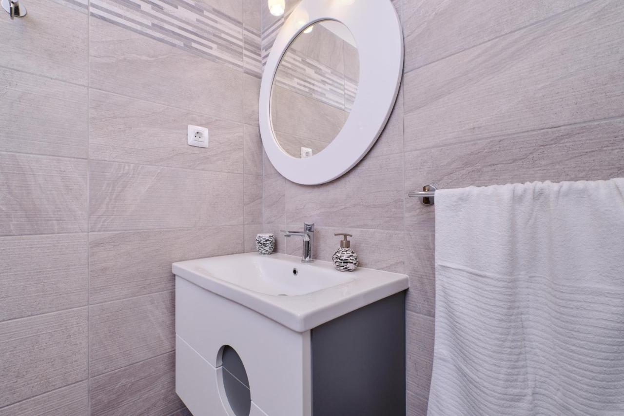 Apartman Kaleta Sveti Jakov Bagian luar foto