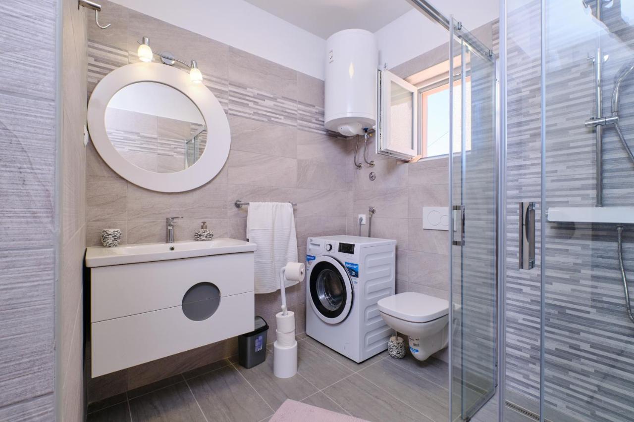 Apartman Kaleta Sveti Jakov Bagian luar foto