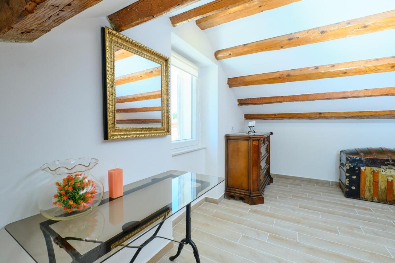 Apartman Kaleta Sveti Jakov Bagian luar foto